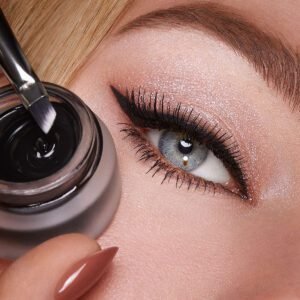 خط چشم Lasting Gel Eyeliner برند Kiko Milano